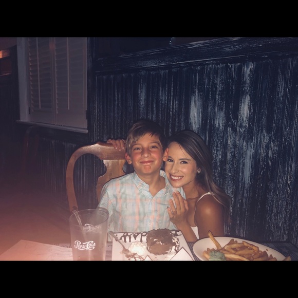 Meet your Posher, Casey - Picture 4 of 4